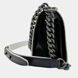 Pre Owned Chanel Black White Leather Boy Shoulder Bag