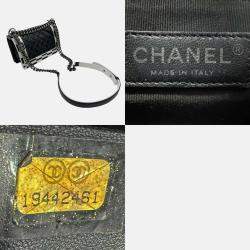 Pre Owned Chanel Black White Leather Boy Shoulder Bag