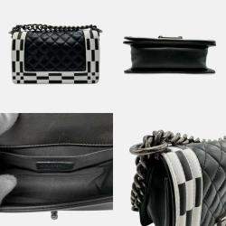 Pre Owned Chanel Black White Leather Boy Shoulder Bag