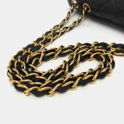 Pre Owned Chanel Black Lambskin Matelasse 30 Chain Bag