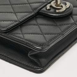 Chanel Black Quilted Leather Chic Pearl Flap Bag