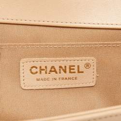 Pre Owned Chanel Beige Quilted Leather Medium Boy Flap Bag