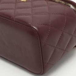 Pre Owned Chanel Burgundy Quilted Leather Vanity Case Bag