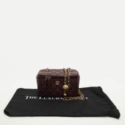 Pre Owned Chanel Burgundy Quilted Leather Vanity Case Bag