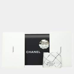 Pre Owned Chanel Black Caviar Leather Medium Classic Double Flap Bag 