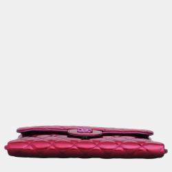 Pre Owned Chanel Hot Pink Patent Leather 14SS Quilted Patent Metal Handle Clutch 