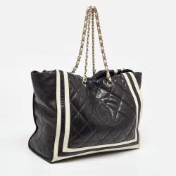 Pre Owned Chanel Black Leather Paris Venice Lido Tote