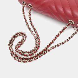 Pre Owned Chanel chevron chain shoulder bag