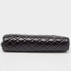Pre Owned Chanel Black Quilted Patent Leather Kiss Lock Clutch