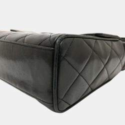Pre Owned Chanel Black CC Mark bag shawl Shoulder Bag