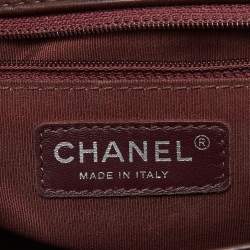 Chanel Burgundy Chevron Quilted Leather New Medium Boy Flap Bag