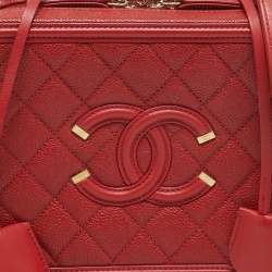 Pre Owned Chanel Red Quilted Caviar Leather Medium CC Filigree Vanity Case Bag