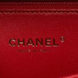Pre Owned Chanel Red Quilted Caviar Leather Medium CC Filigree Vanity Case Bag