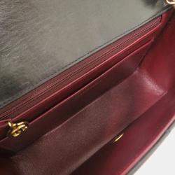 Pre Owned Chanel Black Lambskin Diana 22 Small Matelasse Shoulder Bag