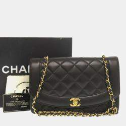 Pre Owned Chanel Black Lambskin Diana 25 Medium Mattelasse Shoulder Bag