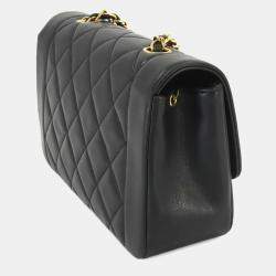 Chanel Black Leather Diana Matelasse 22 Chain Shoulder Bag