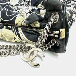 Chanel Black x White Quilted Bag Double Chain Chain Bag