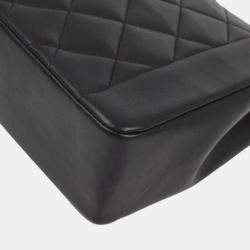 Pre Owned Chanel Black Lambskin Medium Diana Shoulder Bag