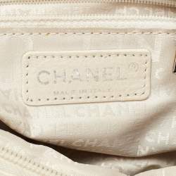 Pre Owned Chanel Cream Leather CC Medium Ultimate Soft Bag