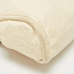 Pre Owned Chanel Cream Leather CC Medium Ultimate Soft Bag