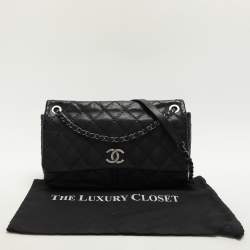 Pre Owned حقيبة كتف شانيل جيب منفصل CC جلد أسود مبطن بغرز برية