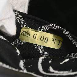 Pre Owned حقيبة يد شانيل أساسية جلد عجل أسود