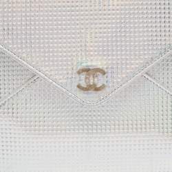 Pre Owned Chanel Silver Iridescent Embossed Leather CC Envelope Clutch