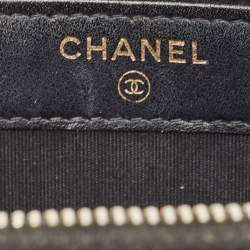 Pre Owned Chanel Black Quilted Caviar Leather Double Zip Clutch Bag