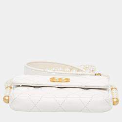 Chanel White Quilted Lambskin About Pearls Card Holder On Chain