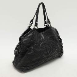 Pre Owned Chanel Black Quilted Leather Small Sea Hit Tote