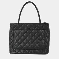 Pre Owned حقيبة يد توتس شانيل ميداليون جلد عجل أسود