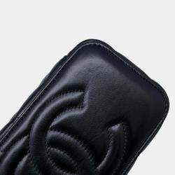 Pre Owned Chanel Black Lambskin Matelasse Chain Vanity bag