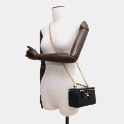 Pre Owned Chanel Black Lambskin Matelasse Chain Vanity bag