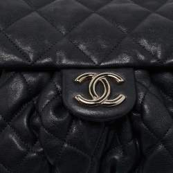 Pre Owned Chanel Black Quilted Leather Medium Chain Around Flap bag