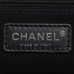 Pre Owned Chanel Black Quilted Leather Feather Weight Bowler Bag