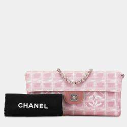 Pre Owned Chanel Pink Nylon New Travel Line East West Flap