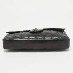 Pre Owned Chanel Black Chocolate Bar Quilted Leather East West Flap Bag