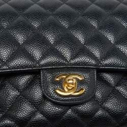 Pre Owned Chanel Black Caviar Leather Medium Classic Double Flap Bag