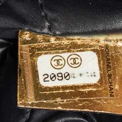 Pre Owned Chanel Metallic Gold Crinkled Leather Large Feminine Pouch