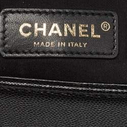 Pre Owned Chanel Black Quilted Caviar Leather Medium Boy Flap Bag
