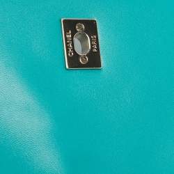Pre Owned Chanel Turquoise Quilted Leather Fold Up Again Clutch