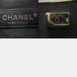 Pre Owned Chanel Caviar Leather Metal Off-White Gold Matelasse Shoulder Bag