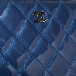 Pre Owned Chanel Blue Quilted Patent Leather Classic Zip Around Wallet Organizer