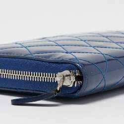 Pre Owned Chanel Blue Quilted Patent Leather Classic Zip Around Wallet Organizer
