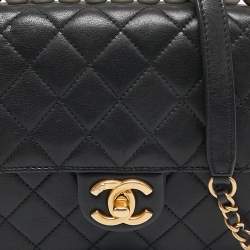 Chanel Black Quilted Leather Chic Pearl Crossbody Bag
