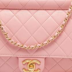 Pre Owned Chanel Pink Quilted Leather Pearl Chain Flap Bag 