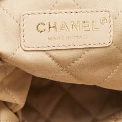 Chanel Off White Quilted Leather 22 Bag