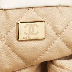 Chanel Off White Quilted Leather 22 Bag