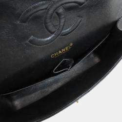 Pre Owned Chanel Black Caviar Leather Classic Double Flap Medium Bag