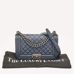 Pre Owned Chanel Navy Blue Quilted Leather Medium Boy Flap Bag